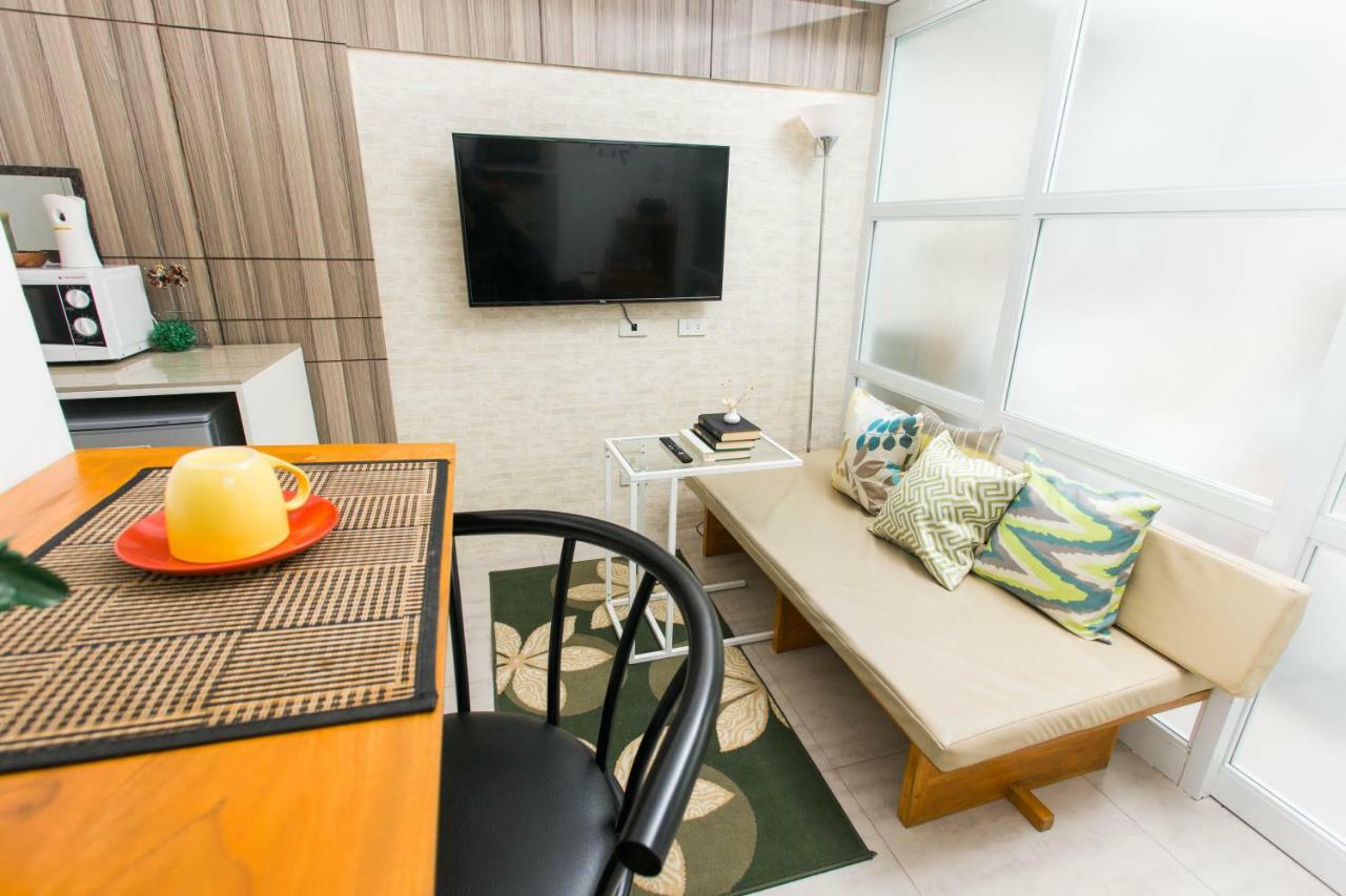 Cozy And Home Vacation Pad Tagaytay City Extérieur photo